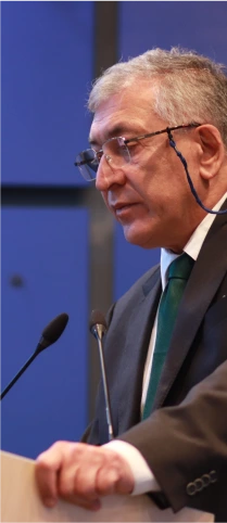 دکتر فرهاد حافظی